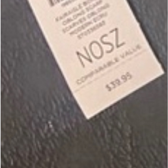 Chico’s Scarf NWT - Picture 4 of 8